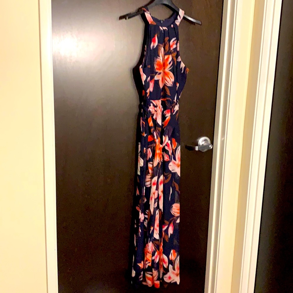 Like new Eliza J maxi dress size 8P